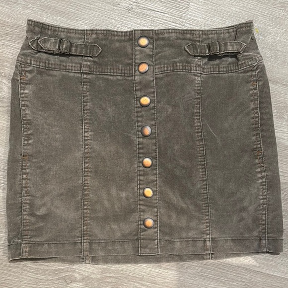 GAP Dresses & Skirts - GAP Green Pencil Mini Skirt Casual